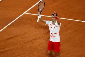 French Open: Djokovic ohne Mühe in Runde zwei