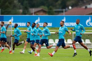 Schalke-Profi mit positivem Coronatest