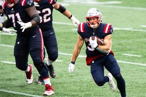 NFL: Patriots und Johnson feiern zweiten Sieg