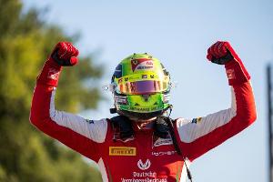 Formel 2: Mick Schumacher klettert erstmals an die Spitze
