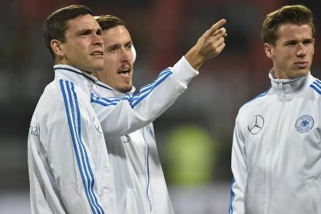 Wie jetzt bekannt wurde, hat Jonas Hector Bundestrainer Joachim Löw bereits im September seinen Rücktritt aus der Nationalma... Wie jetzt bekannt wurde, hat Jonas Hector Bundestrainer Joachim Löw bereits im September seinen Rücktritt aus der Nationalma...