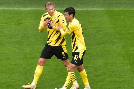 Am Samstagnachmittag traf Borussia Dortmund in der Bundesliga auf den SC Freiburg. Nach der überraschenden Niederlage der Vo... Am Samstagnachmittag traf Borussia Dortmund in der Bundesliga auf den SC Freiburg. Nach der überraschenden Niederlage der Vo...