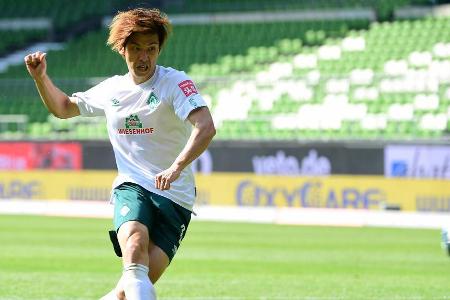Kam in der Nachspielzeit, weil Mbom mit Krämpfen kämpfte. Auf das Spiel hatte der Wechsel keinen Einfluss mehr.