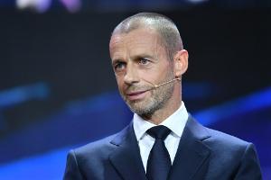UEFA-Boss Ceferin bittet FIFA um Änderung der Handspielregel