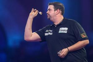 Grand Slam of Darts: Clemens gewinnt Auftaktmatch
