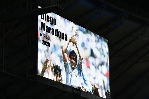 Maradonas Leichnam im argentinischen Präsidentenpalast eingetroffen