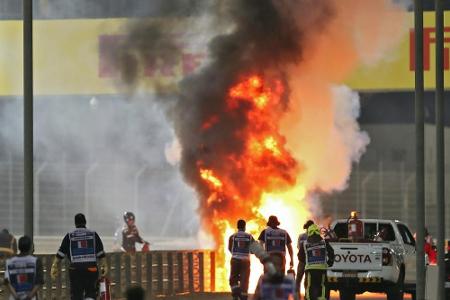 Formel 1: Schwerer Grosjean-Unfall sorgt für Rennunterbrechung