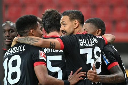 Dritter Doppelpack: Alario führt Leverkusen zu wildem Sieg gegen Gladbach