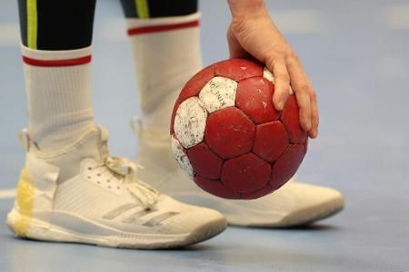 Handball: Löwen-Heimspiel abgesagt - am Montag in Ungarn Handball: Löwen-Heimspiel abgesagt - am Montag in Ungarn