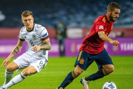 Fand im Zentrum durch Verschieben mehr Räume als die Kollegen. Wirkte am Ball aber genauso fahrig wie seine Mitspieler. Klar...