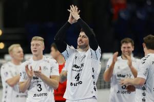 Kiel siegt, Flensburg zieht nach: Top-Teams marschieren vorneweg