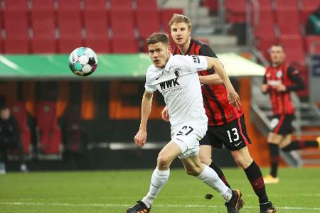 Ein Eigentor hilft: Eintracht beendet Sieglos-Serie Ein Eigentor hilft: Eintracht beendet Sieglos-Serie