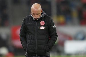 Düsseldorf wieder blamiert - Essen im Achtelfinale