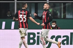 Rebic und Calhanoglu treffen: AC Mailand behauptet Tabellenspitze