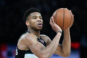 NBA-Star Antetokounmpo spendet 10.000 Schutzmasken