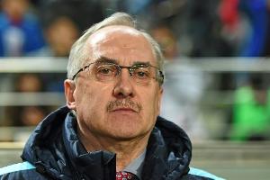 Stielike beendet Trainerkarriere