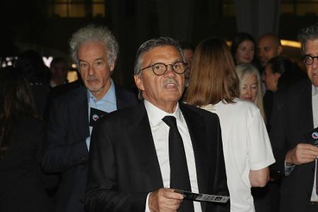 IIHF-Präsident Fasel hat Corona - Treffen mit Lukaschenko fällt aus IIHF-Präsident Fasel hat Corona - Treffen mit Lukaschenko fällt aus