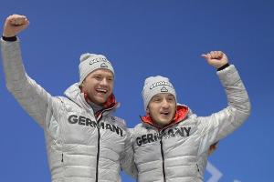 Erster Saisonsieg für deutsche Rodel-Doppel: Eggert/Benecken gewinnen in Oberhof