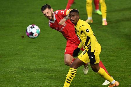 Am Freitagabend gastierte Borussia Dortmund im zweiten Spiel nach der Entlassung von Lucien Favre bei Union Berlin. Und gege... Am Freitagabend gastierte Borussia Dortmund im zweiten Spiel nach der Entlassung von Lucien Favre bei Union Berlin. Und gege...