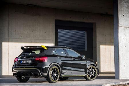 Mercedes-AMG GLA 45 4Matic Facelift 2017 Yellow Night Edition