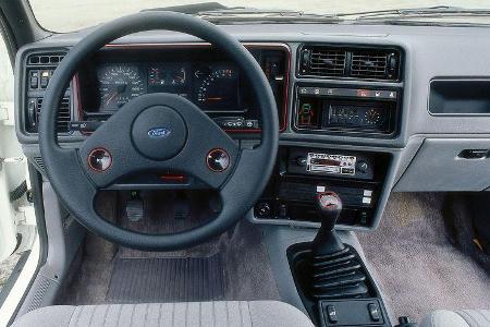 Ford Sierra XR4i Innenraum