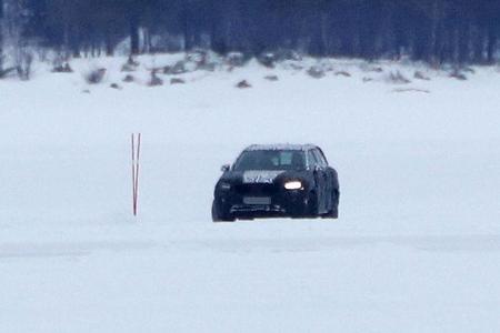 Erlkönig Volvo XC40
