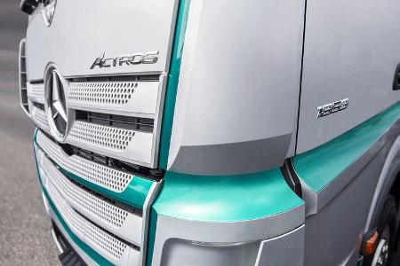 Mercedes Actros Racing Edition