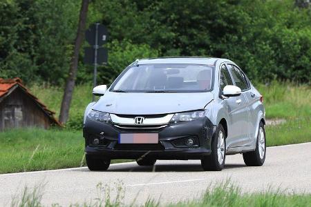 Erlkönig Honda Insight