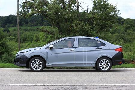 Erlkönig Honda Insight
