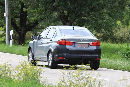 Erlkönig Honda Insight