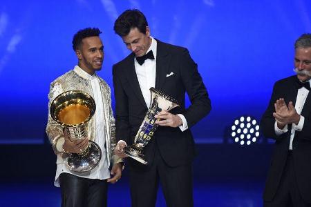 Lewis Hamilton - Toto Wolff - Chase Carey - FIA Preisverleihung - Versailles