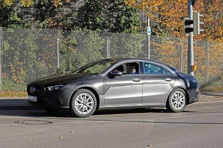 Erlkönig Mercedes CLA