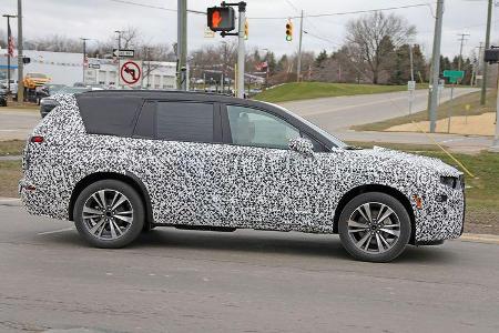 Erlkönig Cadillac XT6