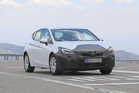 Erlkönig Opel Astra