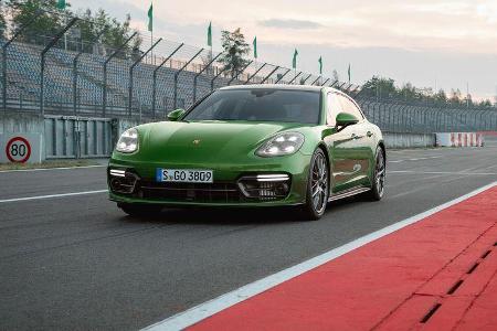 Porsche Panamera GTS