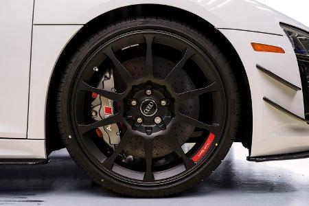 AUDI R8 V10 PLUS COUPE COMPETITION PACKAGE
