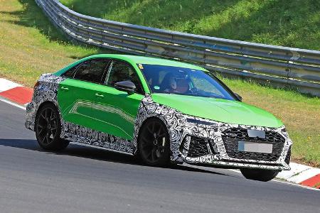 Erlkönig Audi RS3 Limousine