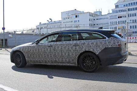 Erlkönig Jaguar XF Sportbrake
