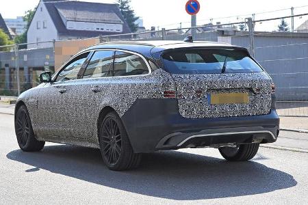 Erlkönig Jaguar XF Sportbrake