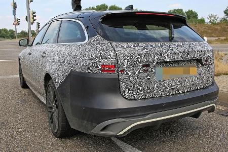 Erlkönig Jaguar XF Sportbrake