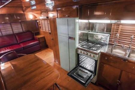 Westcraft Capistrano Trailer