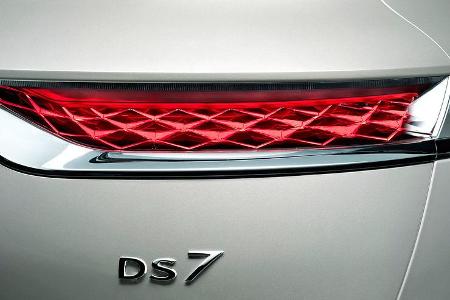 DS 7 CROSSBACK E-TENSE 4x4 (2018)