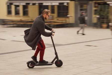 Xiaomi Mi M365 Elektro Scooter Tretroller Fahrbericht