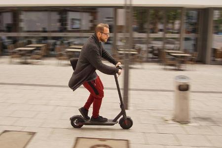 Xiaomi Mi M365 Elektro Scooter Tretroller Fahrbericht