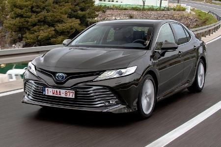 Toyota Camry Hybrid (2019)