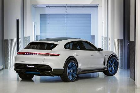 Porsche Mission E Cross Turismo