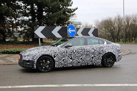 Erlkönig Jaguar XE