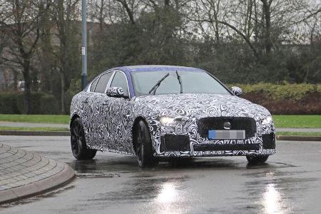 Erlkönig Jaguar XE