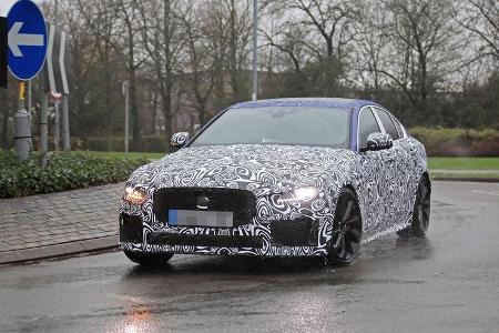 Erlkönig Jaguar XE