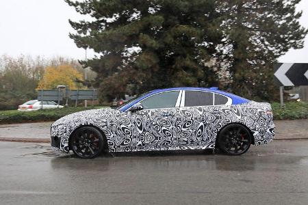 Erlkönig Jaguar XE